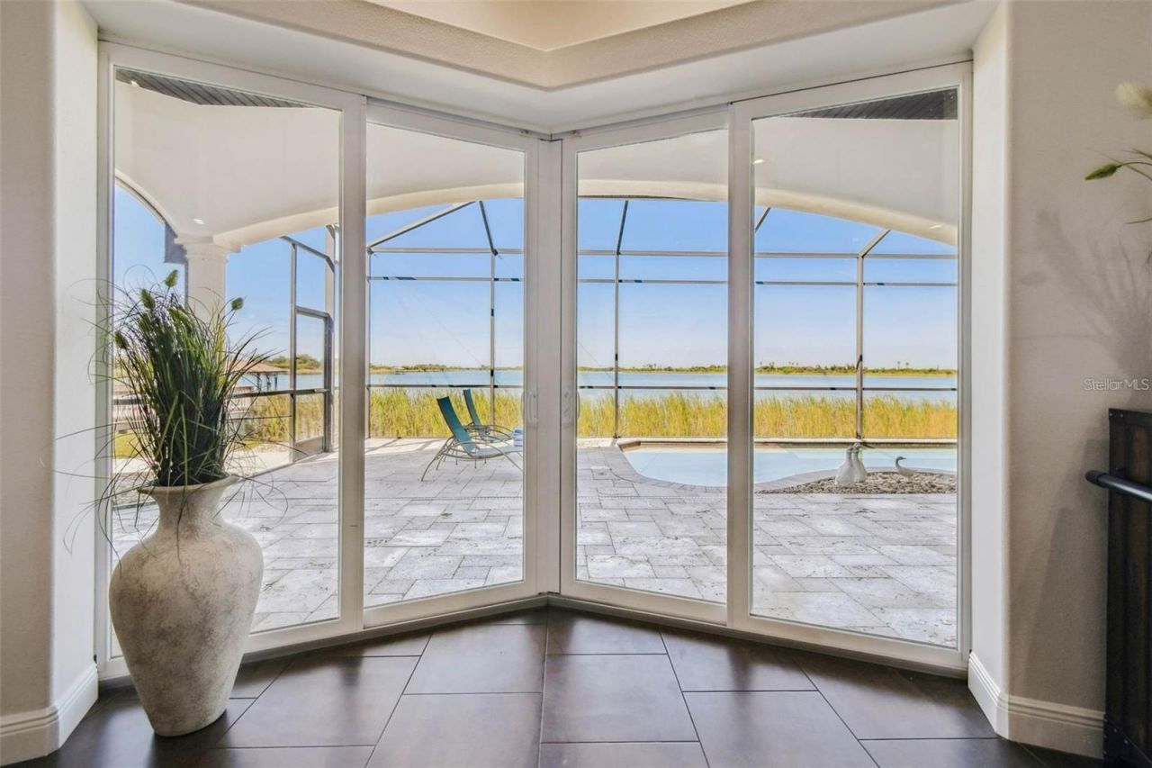 3215 Gulf City Road, Ruskin, FL 33570 Photo