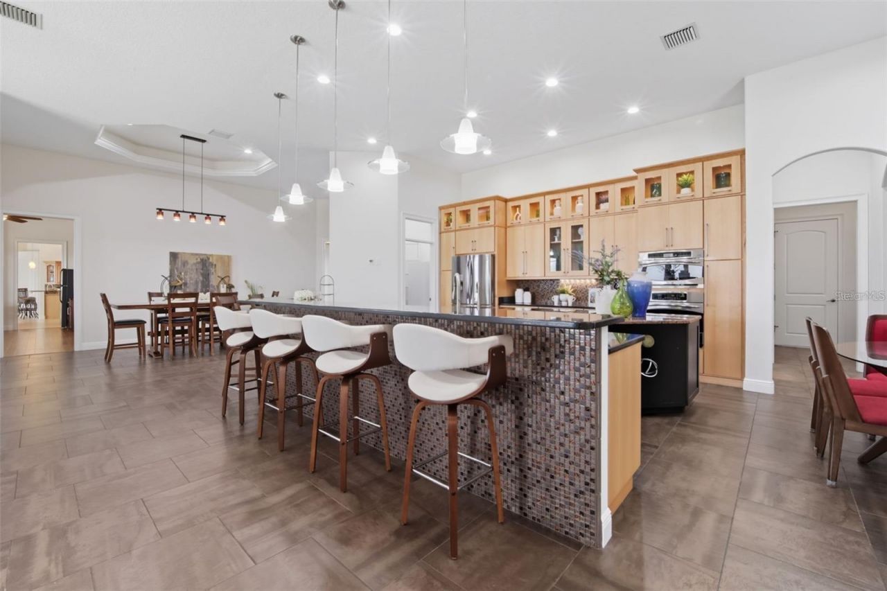 3215 Gulf City Road, Ruskin, FL 33570 Photo