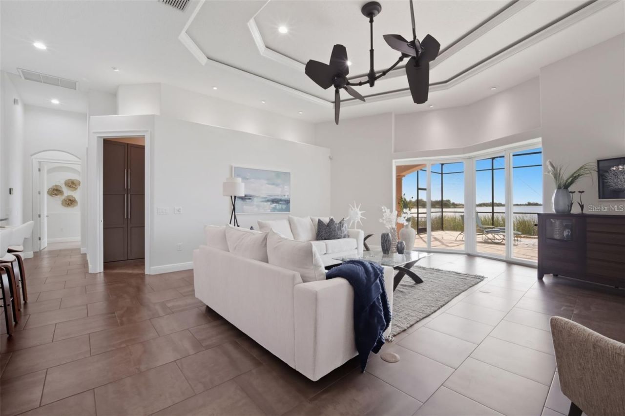 3215 Gulf City Road, Ruskin, FL 33570 Photo