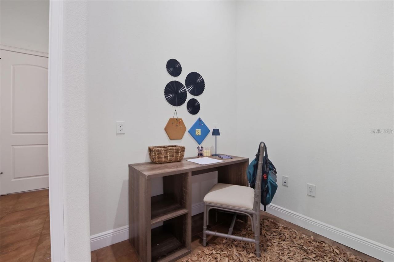 3215 Gulf City Road, Ruskin, FL 33570 Photo