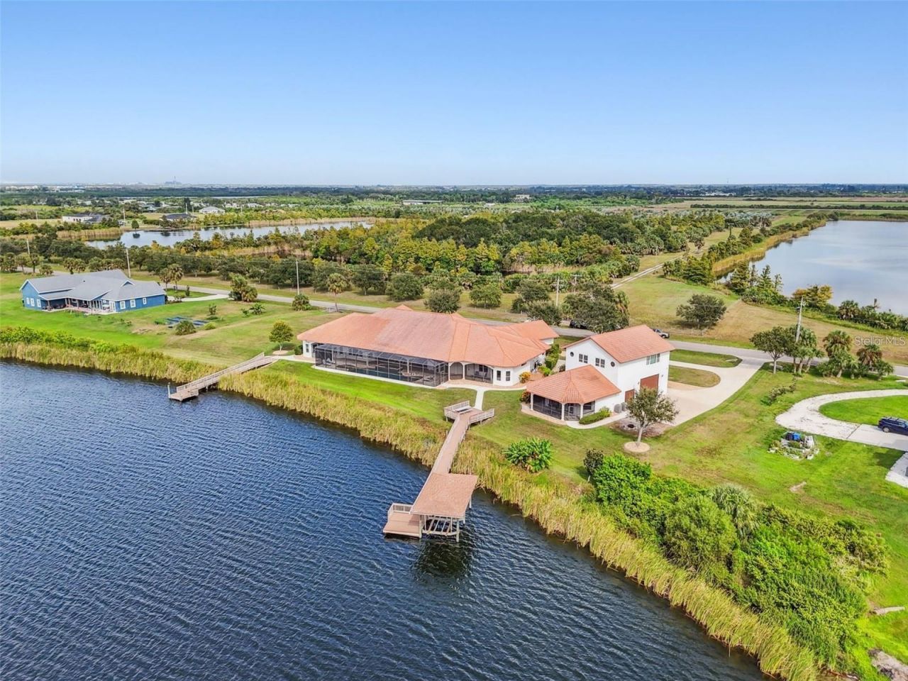 3215 Gulf City Road, Ruskin, FL 33570 Photo