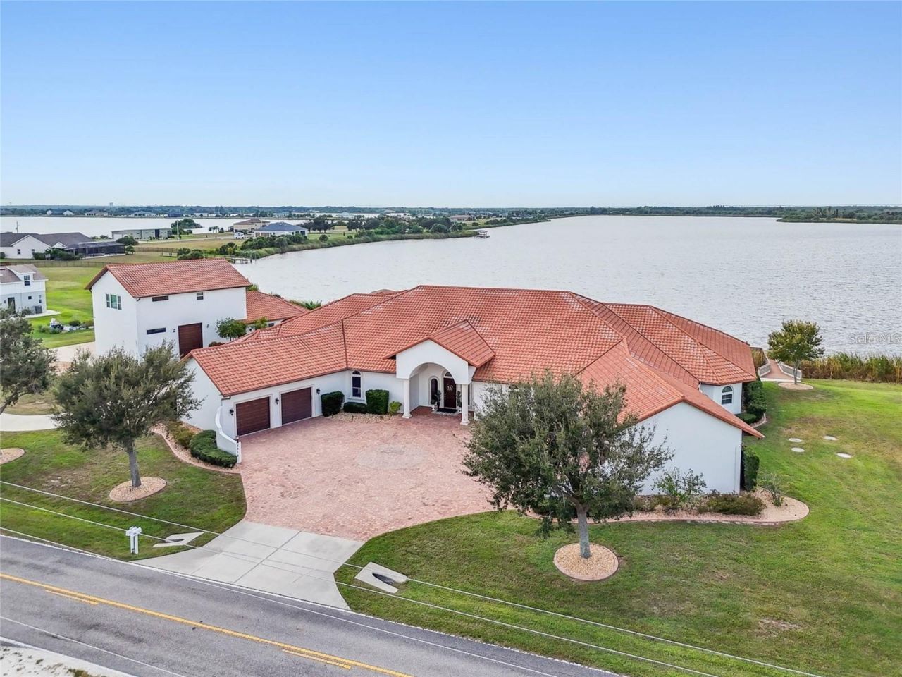 3215 Gulf City Road, Ruskin, FL 33570 Photo
