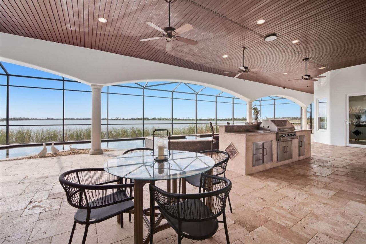 3215 Gulf City Road, Ruskin, FL 33570 Photo