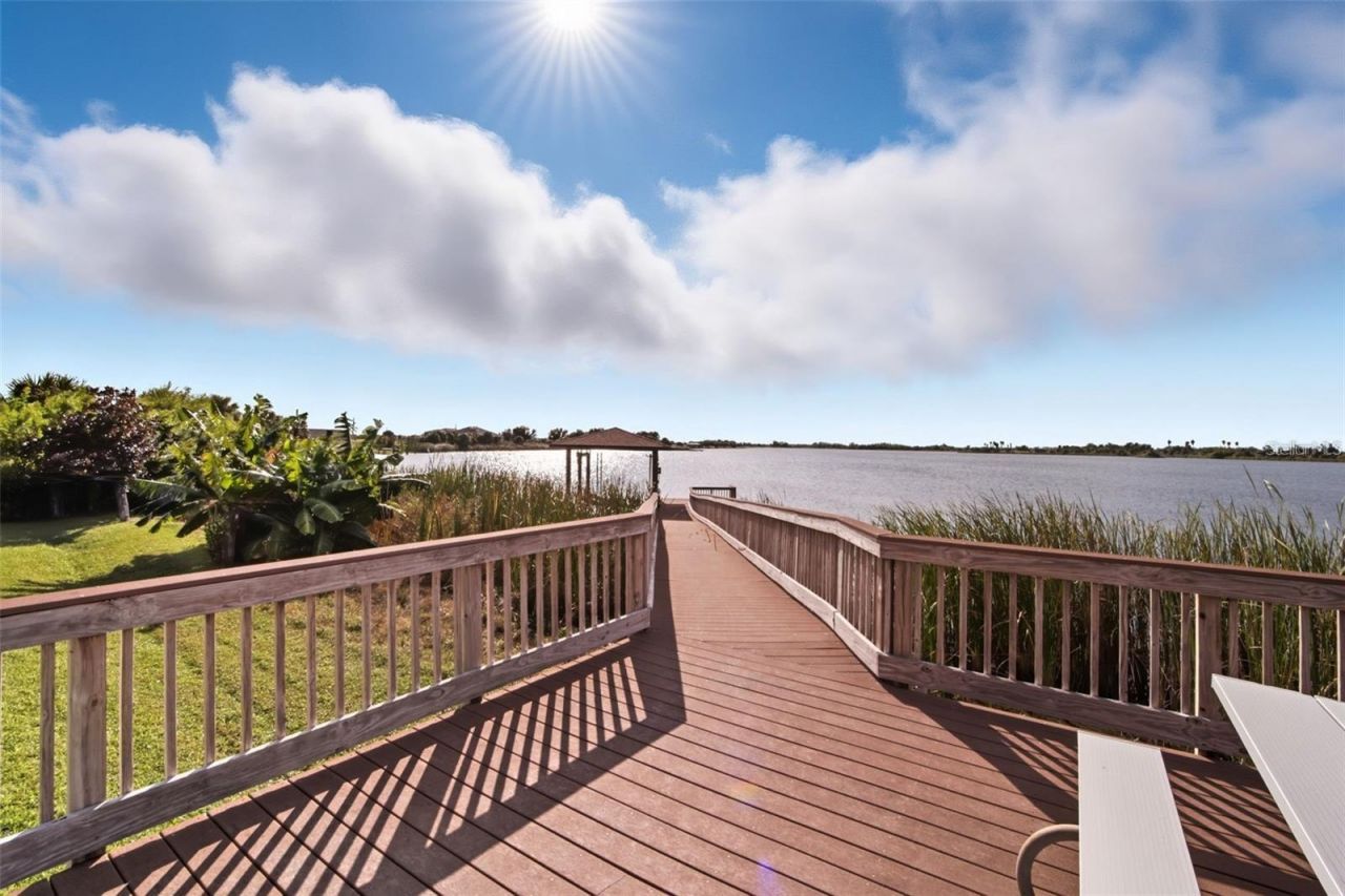 3215 Gulf City Road, Ruskin, FL 33570 Photo
