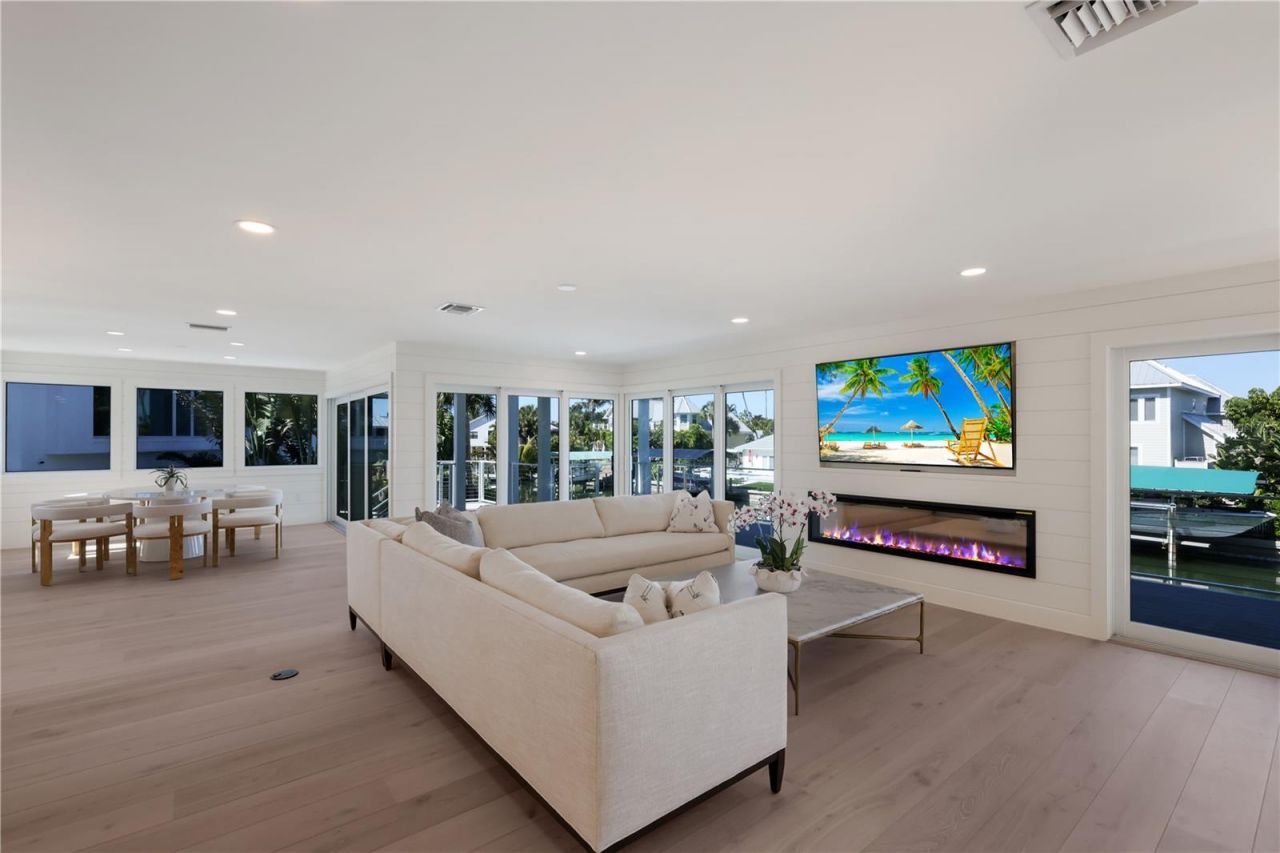 204 Waterways Avenue, Boca Grande, FL 33921 Photo