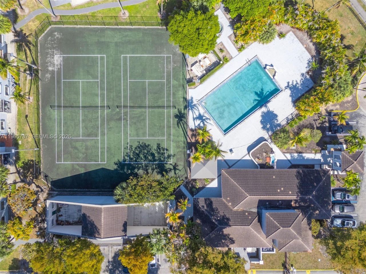 7060 NW 179th St, Unit 210, Hialeah, FL 33015 Photo