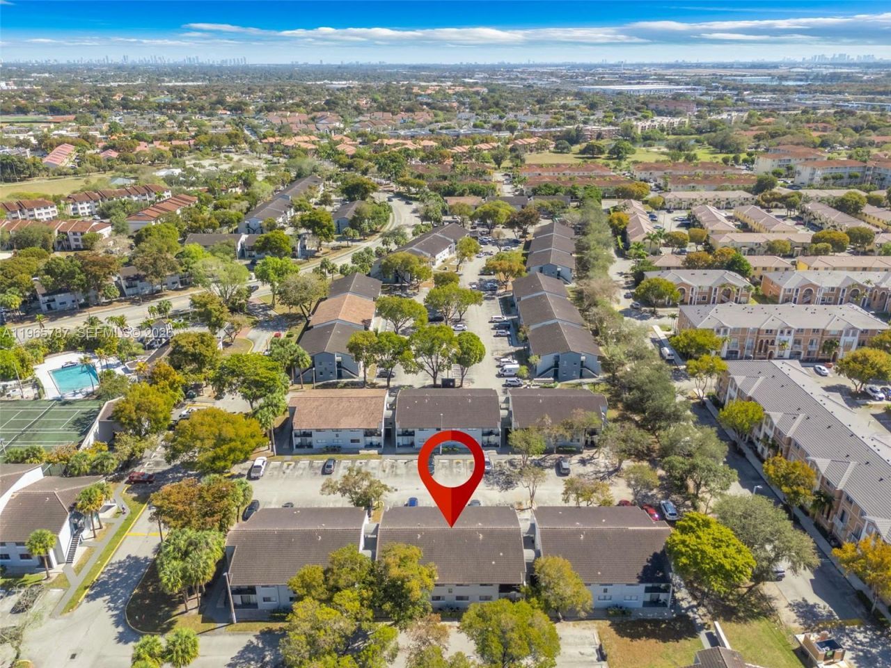 7060 NW 179th St, Unit 210, Hialeah, FL 33015 Photo