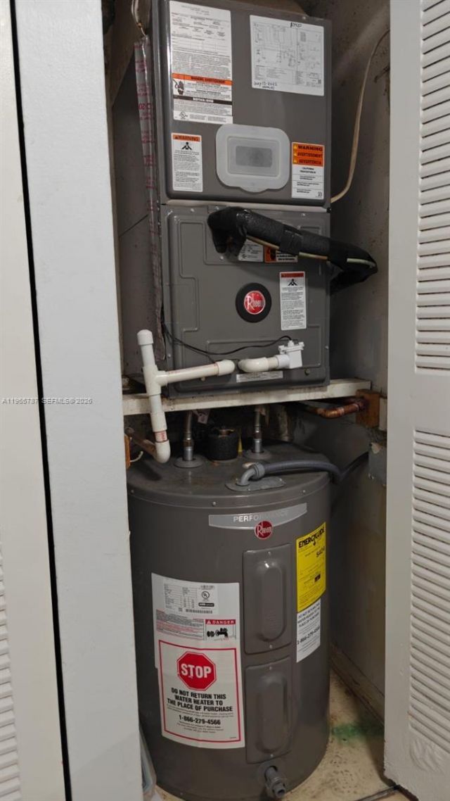 7060 NW 179th St, Unit 210, Hialeah, FL 33015 Photo