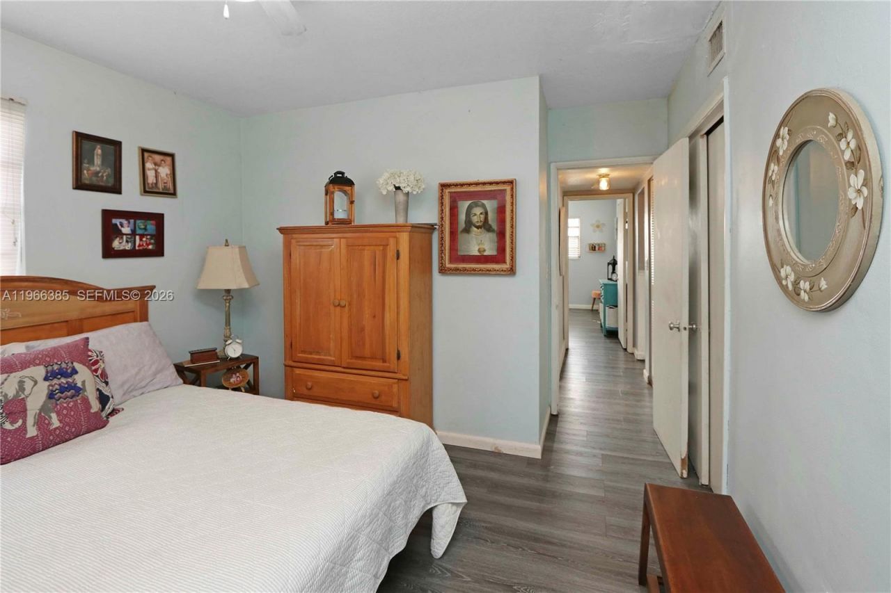 1221 SW 74th Ct , Miami, FL 33144 Photo