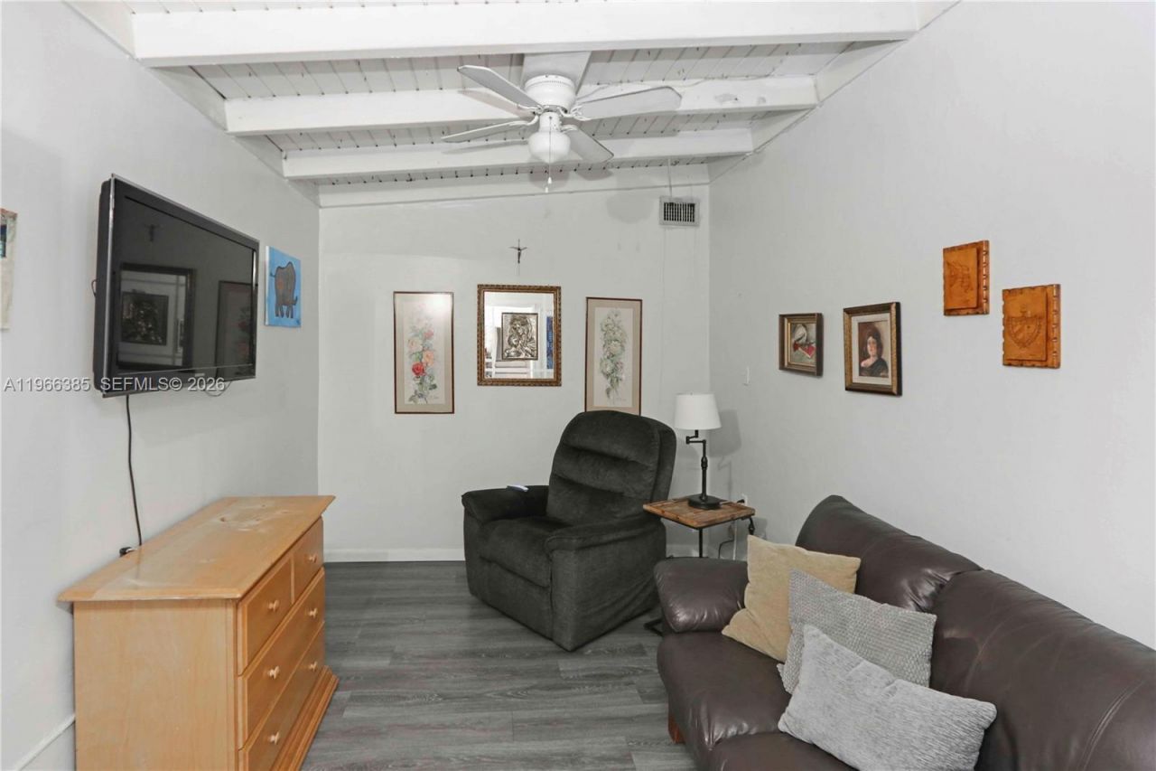 1221 SW 74th Ct , Miami, FL 33144 Photo