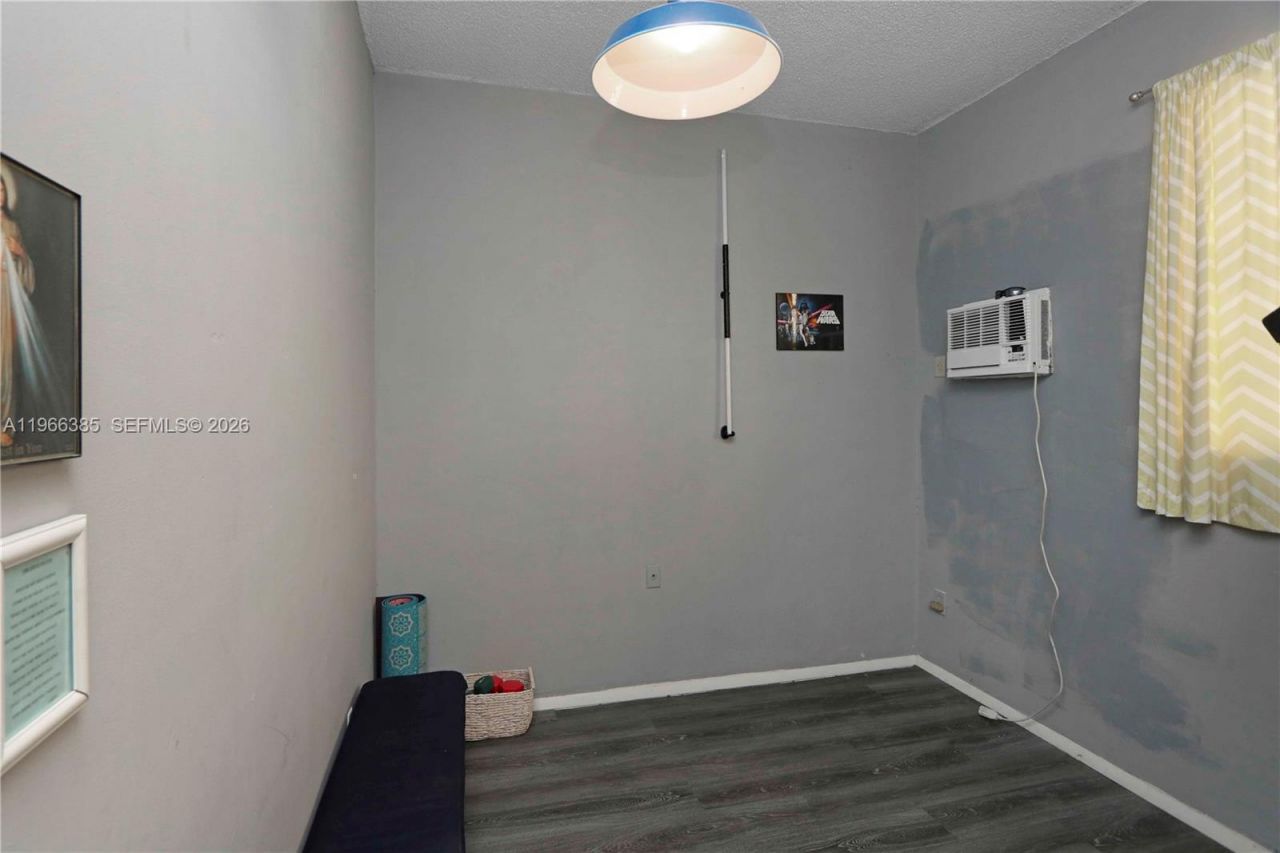 1221 SW 74th Ct , Miami, FL 33144 Photo