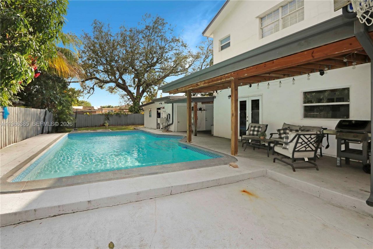 1221 SW 74th Ct , Miami, FL 33144 Photo