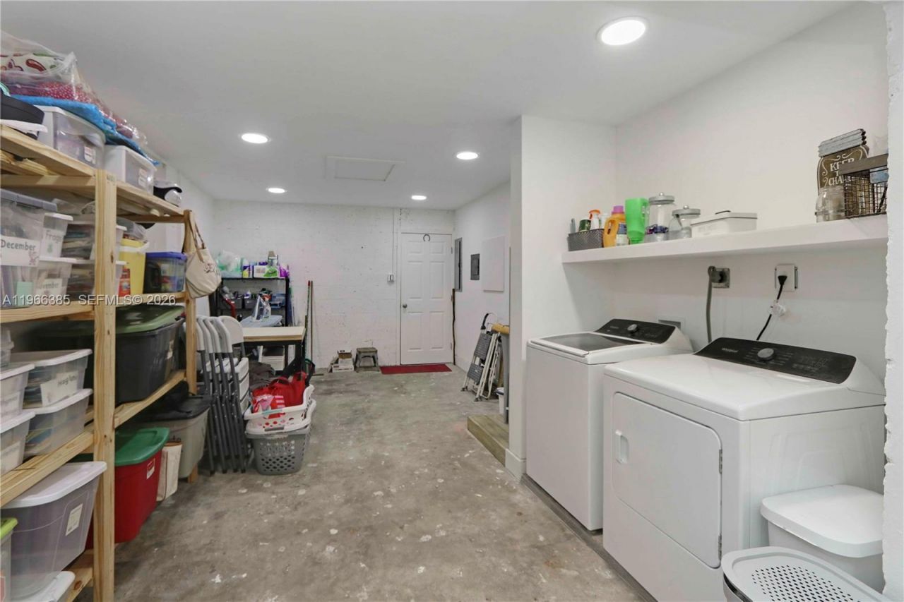 1221 SW 74th Ct , Miami, FL 33144 Photo