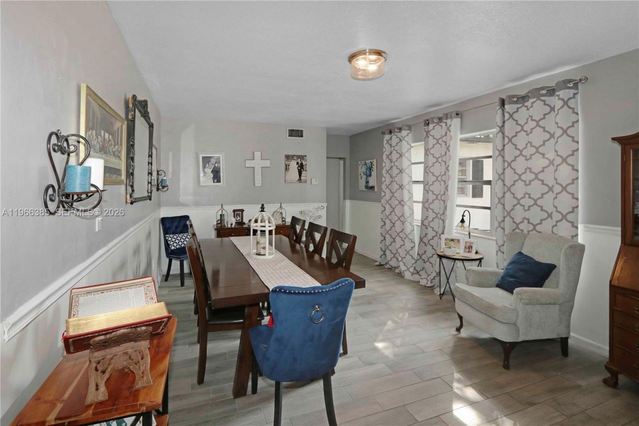 1221 SW 74th Ct , Miami, FL 33144 Photo