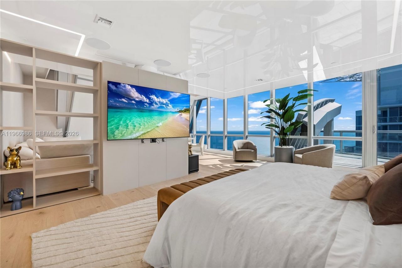 17121 Collins Ave, Unit 4803, Sunny Isles Beach, FL 33160 Photo