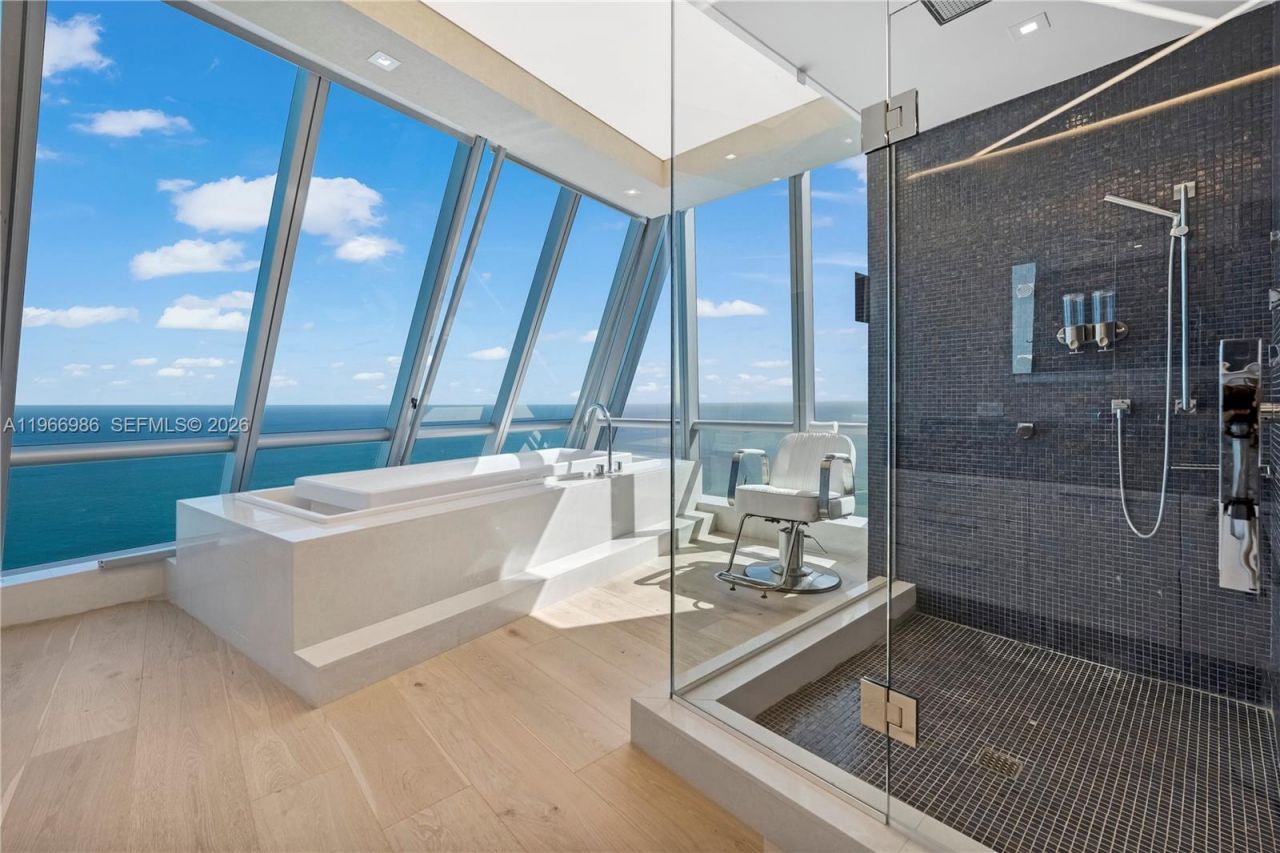 17121 Collins Ave, Unit 4803, Sunny Isles Beach, FL 33160 Photo
