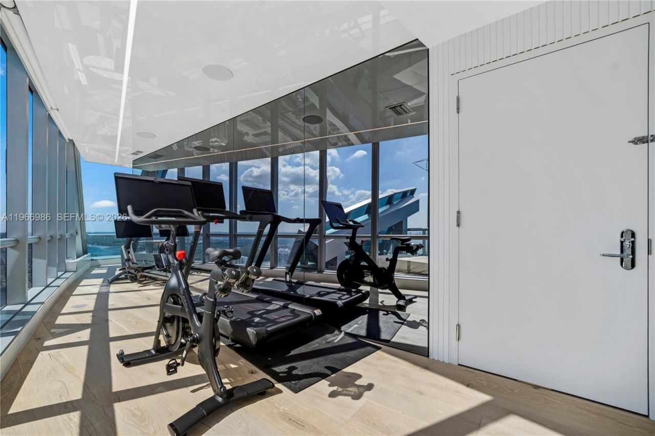 17121 Collins Ave, Unit 4803, Sunny Isles Beach, FL 33160 Photo