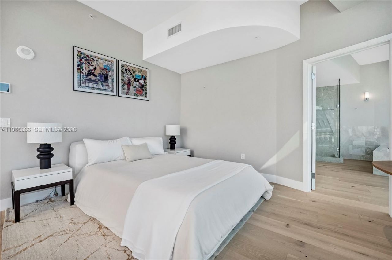 17121 Collins Ave, Unit 4803, Sunny Isles Beach, FL 33160 Photo