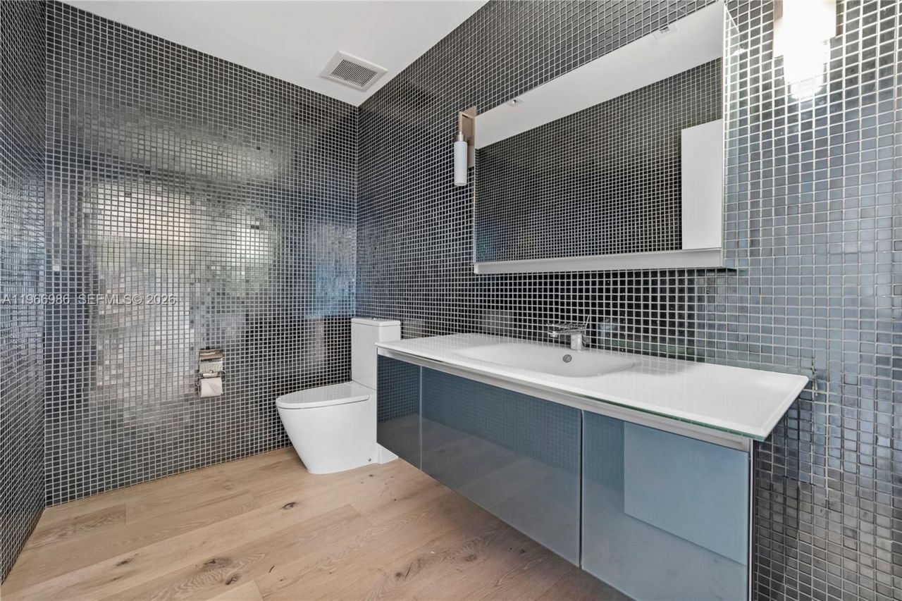 17121 Collins Ave, Unit 4803, Sunny Isles Beach, FL 33160 Photo