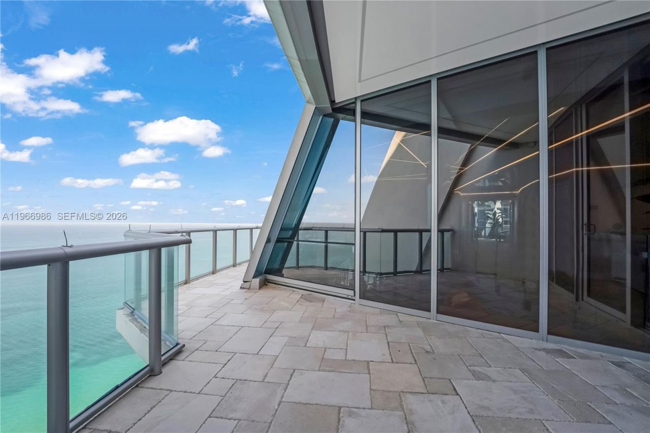 17121 Collins Ave, Unit 4803, Sunny Isles Beach, FL 33160 Photo