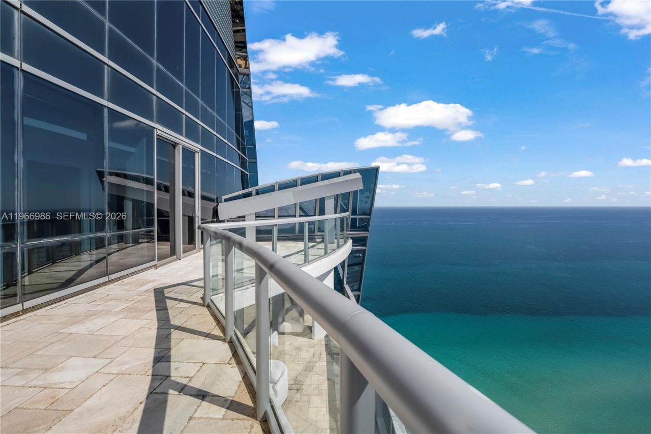 17121 Collins Ave, Unit 4803, Sunny Isles Beach, FL 33160 Photo