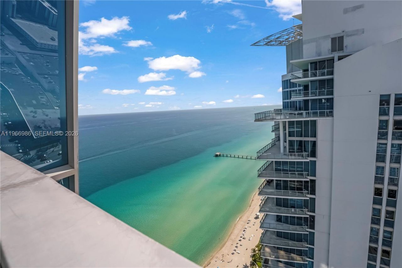 17121 Collins Ave, Unit 4803, Sunny Isles Beach, FL 33160 Photo