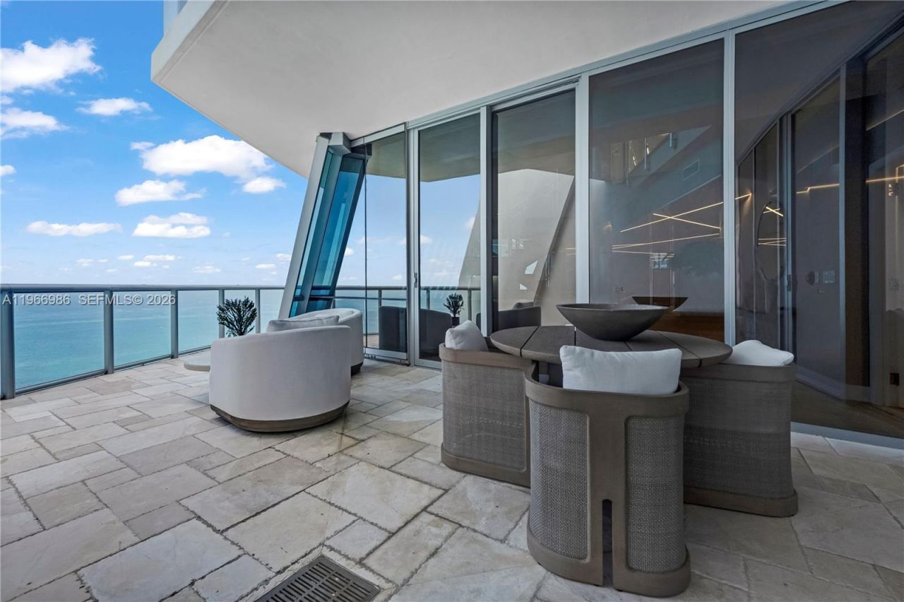 17121 Collins Ave, Unit 4803, Sunny Isles Beach, FL 33160 Photo