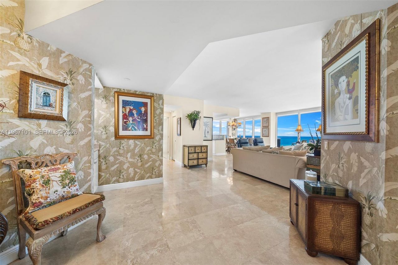 4775 Collins Ave , Unit 1203, Miami Beach, FL 33140 Photo