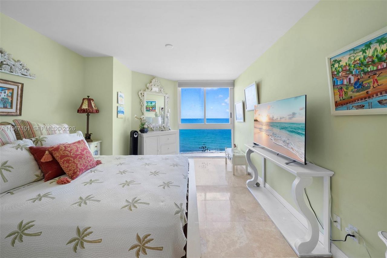 4775 Collins Ave , Unit 1203, Miami Beach, FL 33140 Photo