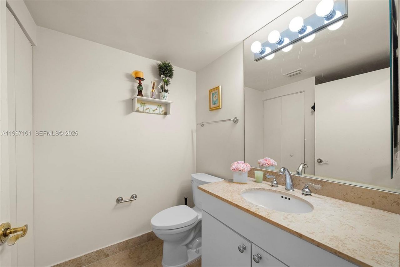 4775 Collins Ave , Unit 1203, Miami Beach, FL 33140 Photo