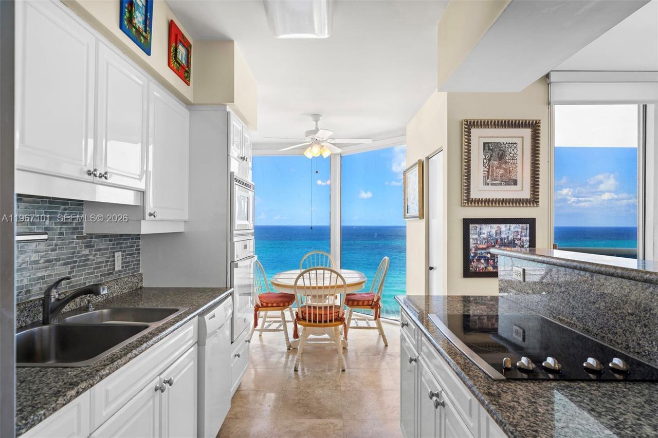 4775 Collins Ave , Unit 1203, Miami Beach, FL 33140 Photo