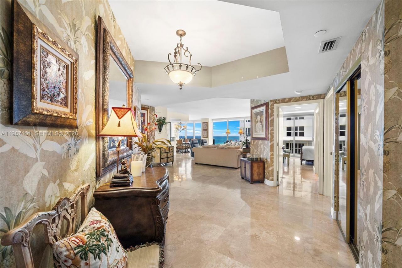 4775 Collins Ave , Unit 1203, Miami Beach, FL 33140 Photo