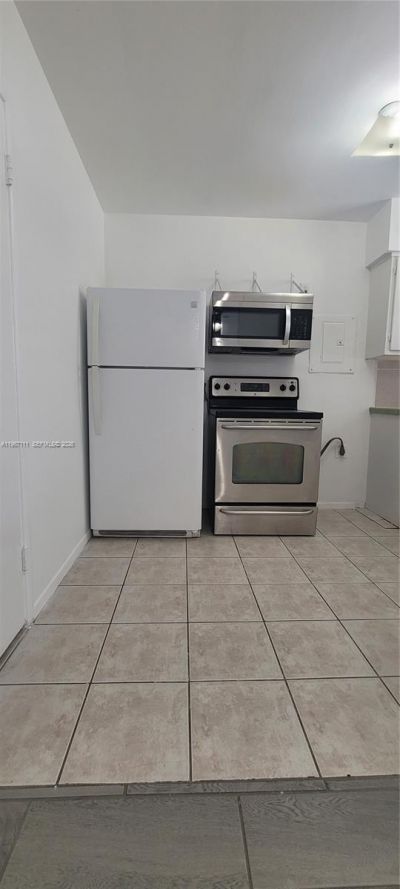 2615 SW 22nd Ave, Unit 14, Miami, FL 33133 Photo