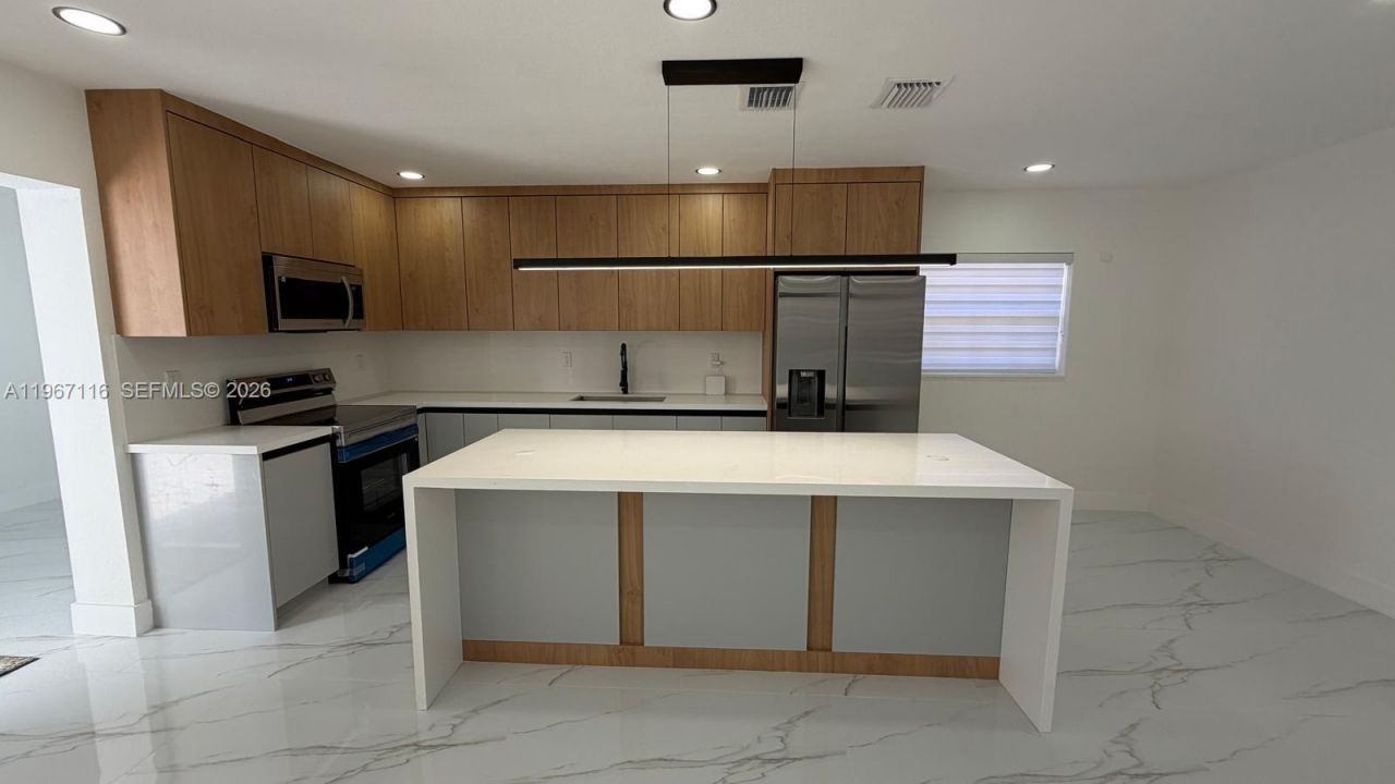 9620 SW 9th Ter , Miami, FL 33174 Photo