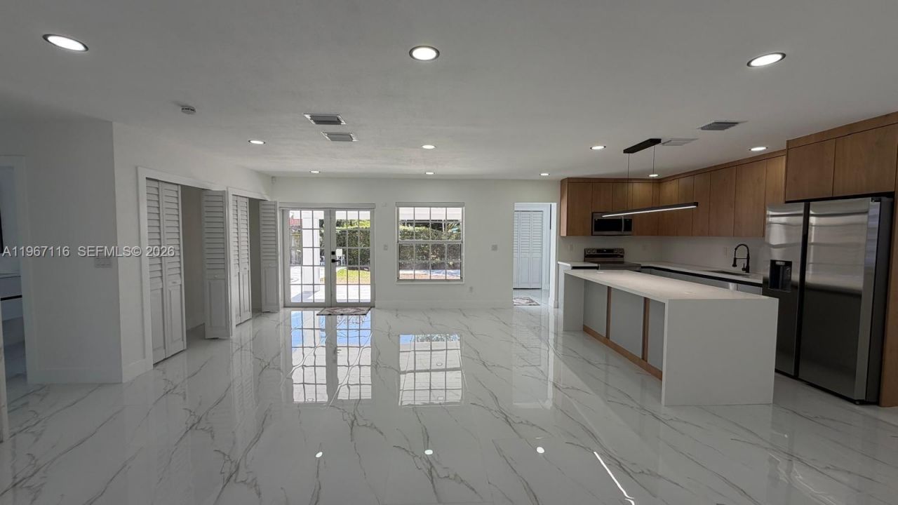 9620 SW 9th Ter , Miami, FL 33174 Photo