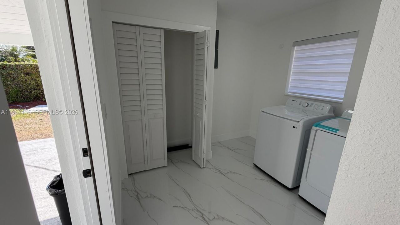 9620 SW 9th Ter , Miami, FL 33174 Photo