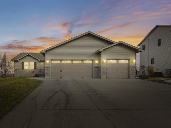 1426 Chadsworth Drive, Sun Prairie, WI 53590