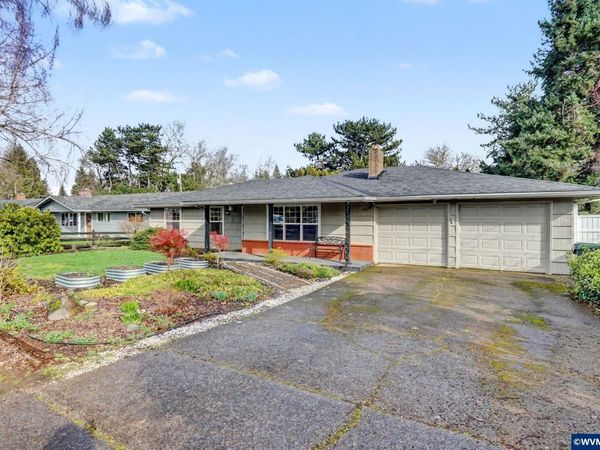 4456 Barrett St S, Salem, OR 97306