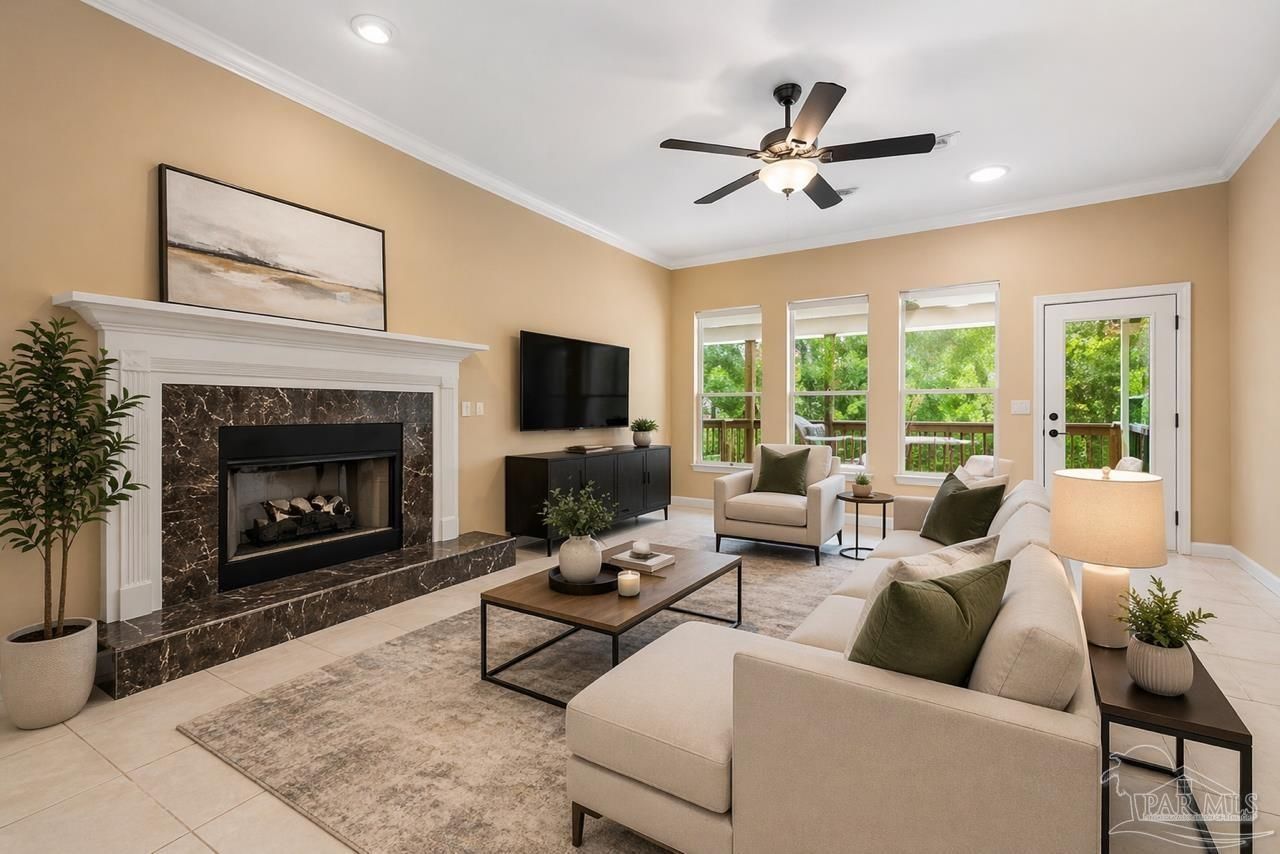 4610 Peacock Dr, Pensacola, FL 32504 Main Photo