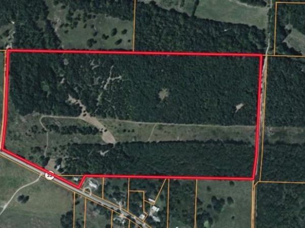 11615 State Highway 32, Stockton, MO 65785