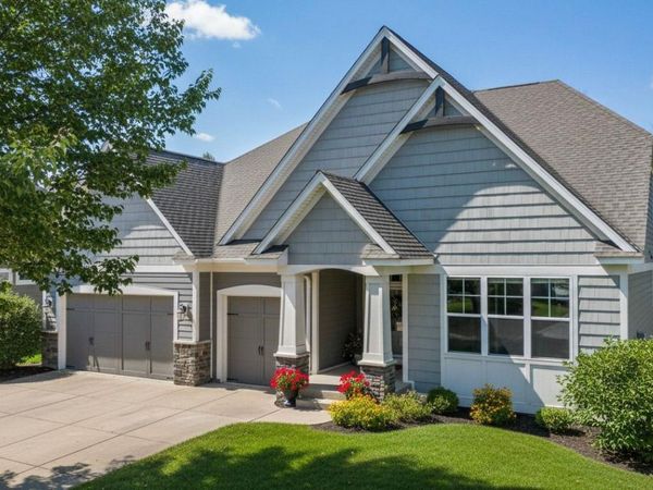 16899 E Lake Drive, Lakeville, MN 55044