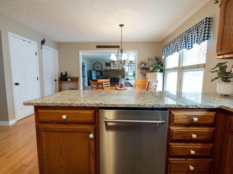 2891 Honeysuckle Lane, Hilliard, OH 43026 Photo 12