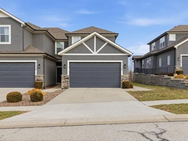 21738 W 123RD Terrace, Olathe, KS 66061