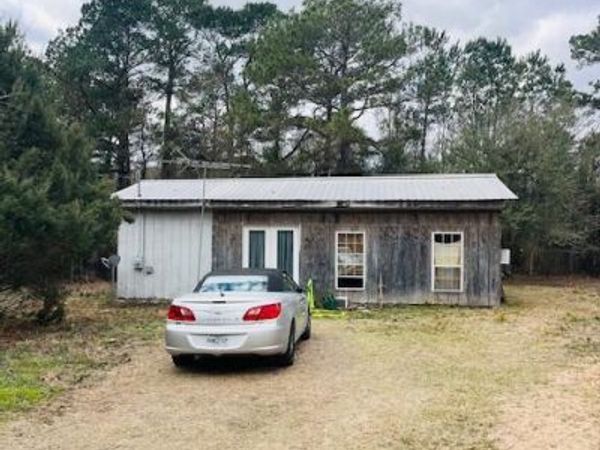 27 Spice Street, Picayune, MS 39466