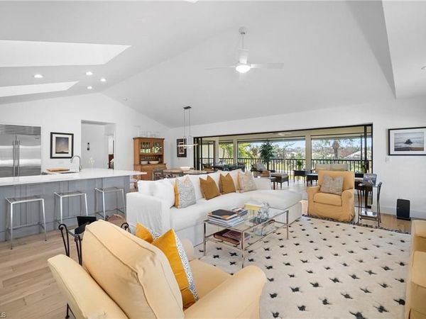 770 Eagle Creek DR, Unit 304, NAPLES, FL 34113