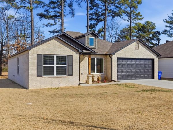 1360 AGOGO Lane, Conway, AR 72034