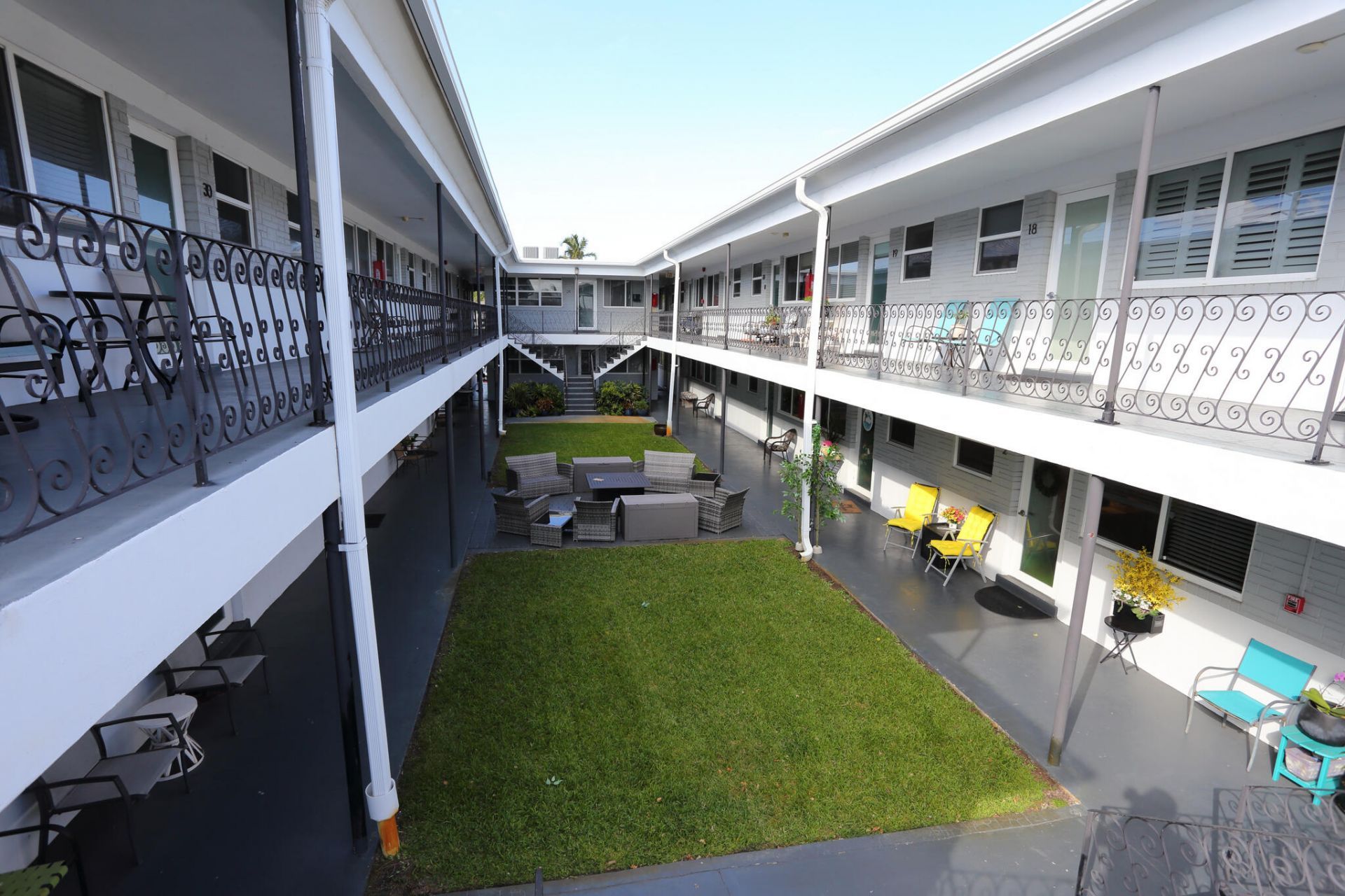 302 Lake Osborne Drive, Unit 9, Lake Worth Beach, FL 33461 Photo