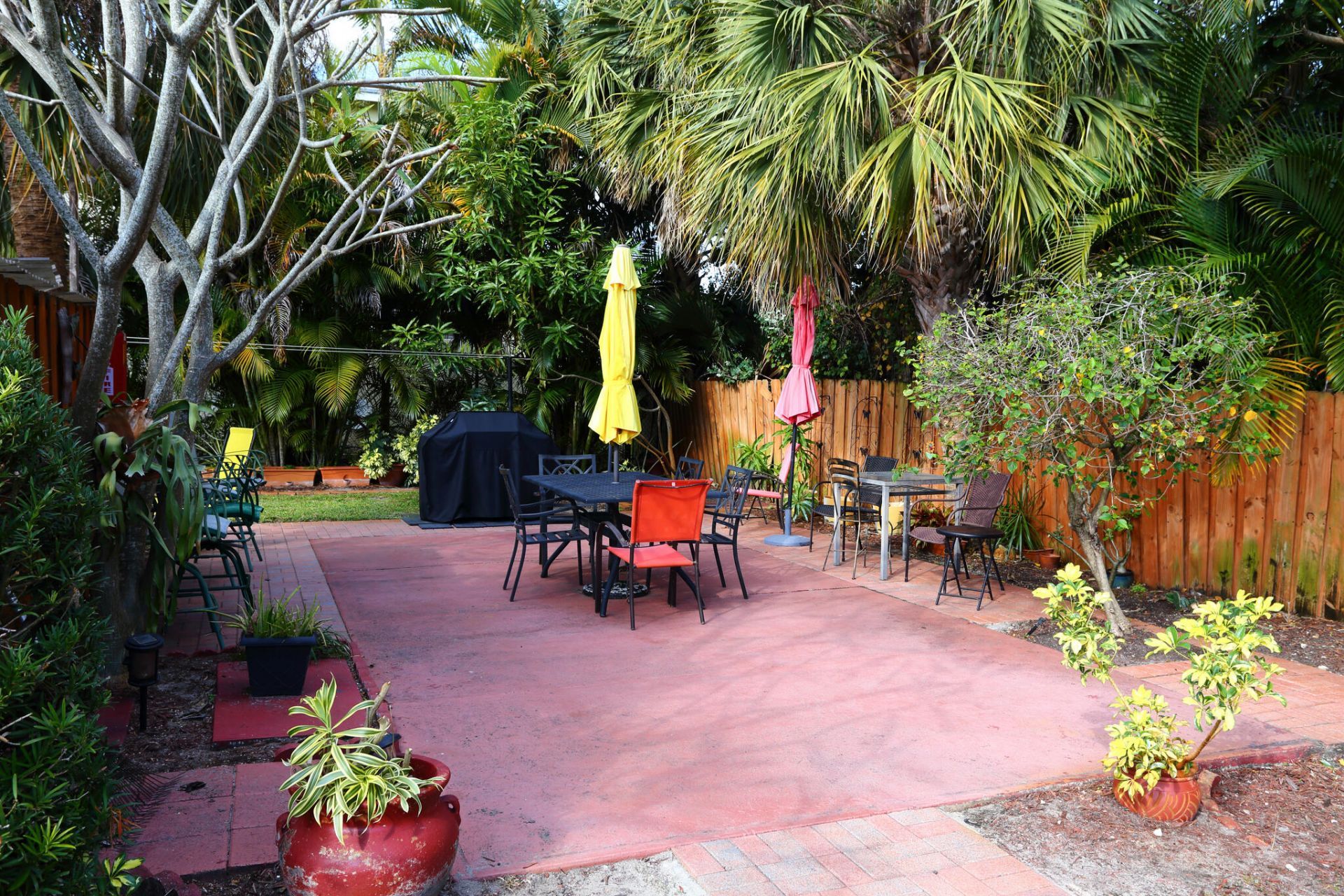 302 Lake Osborne Drive, Unit 9, Lake Worth Beach, FL 33461 Photo