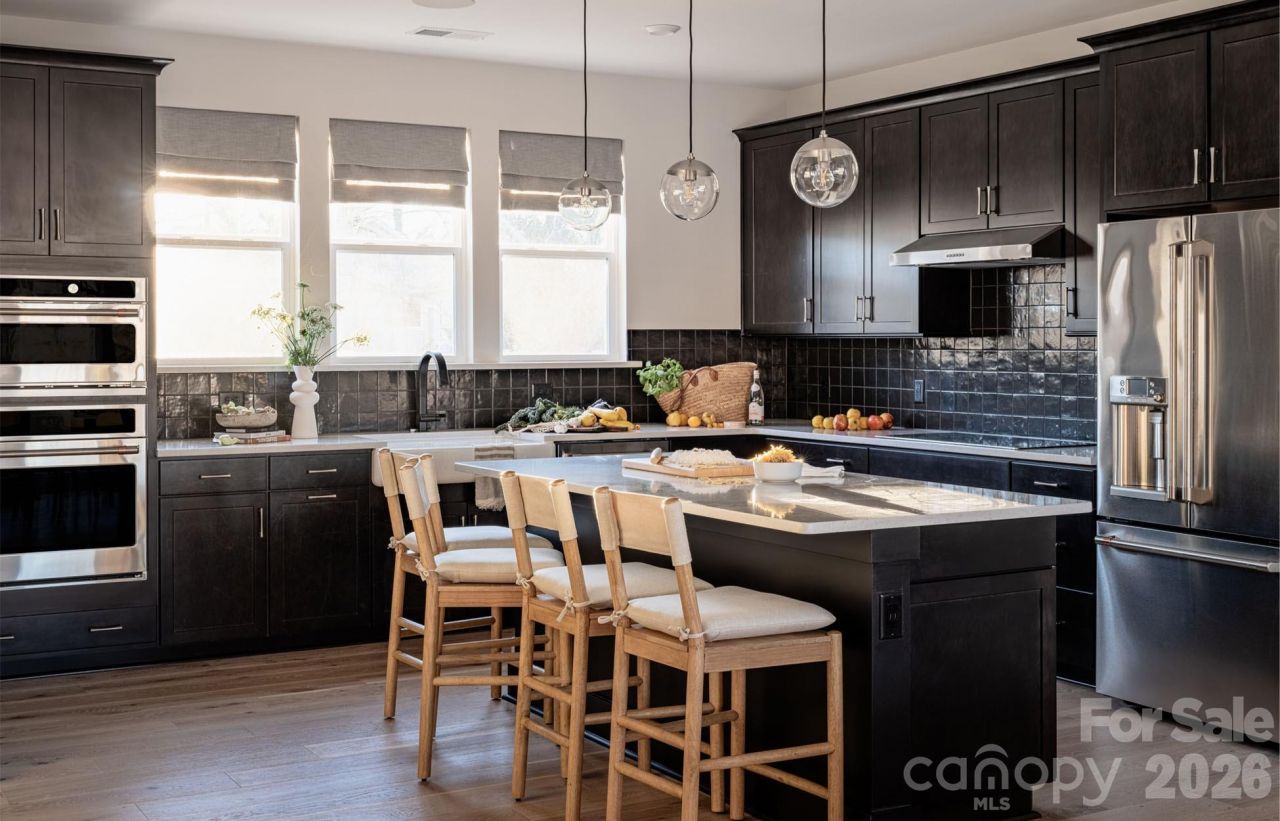 4015 Cue Court, Charlotte, NC 28205 Main Photo