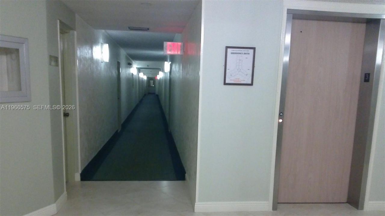 1300 St Charles Pl, Unit 302, Pembroke Pines, FL 33026 Photo